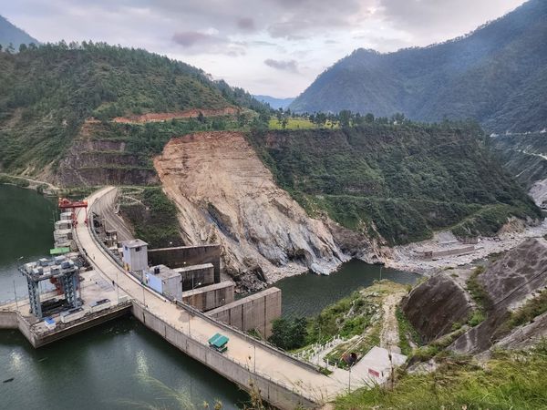 Hon'ble Deputy Chief Minister of Arunachal Pradesh visited Bichom Dam Complex of 600MW KaHPS