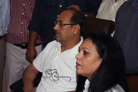 श्री पी.सी.पंकज सीएमडी और श्रीमती पंकज ने स्वच्छ भारत अभियान के लिए अपनी प्रतिबद्धता और नई दिल्ली कार्यालय में उनकी सक्रिय भागीदारी और नेतृत्व द्वारा पुष्टि की।